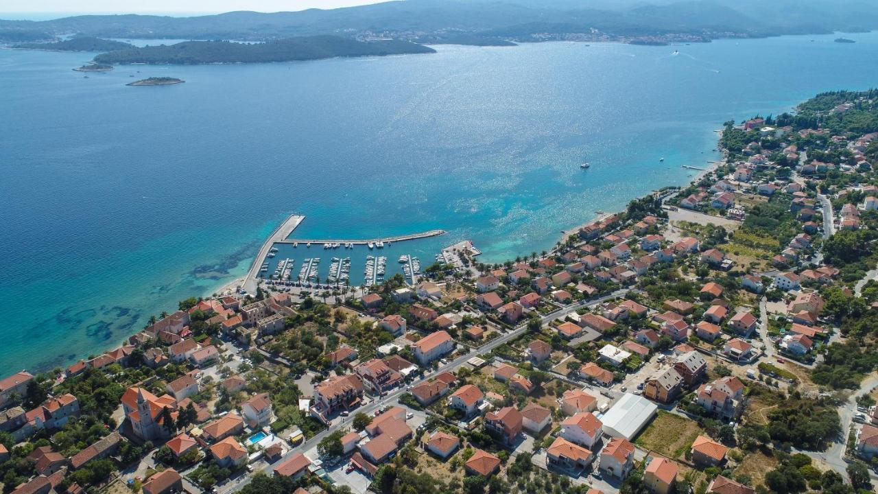 Holiday Apartments Zora أوروبيتش المظهر الخارجي الصورة